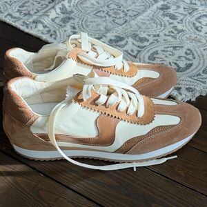 Dolce Vita Tan and Cream Sneakers new!!